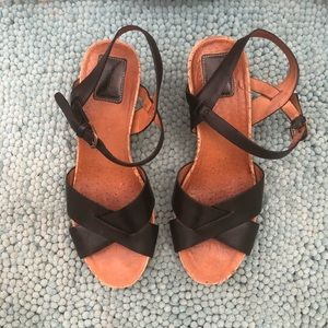 Clark’s Artisan Black Leather Strap Wedges 8.5